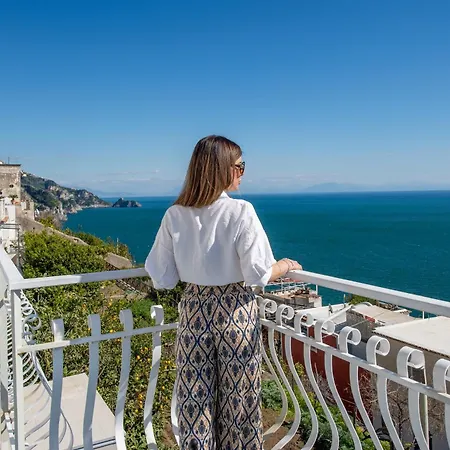 Teresea- Just Steps From The Holiday home *