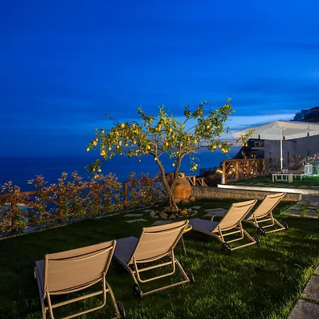 Teresea- Just Steps From The * Praiano