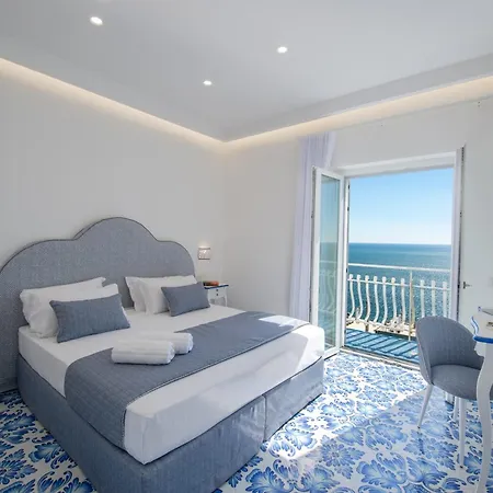 Teresea- Just Steps From The * Praiano