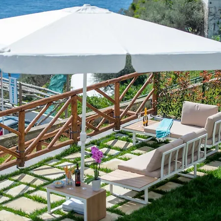 Teresea- Just Steps From The Holiday home *