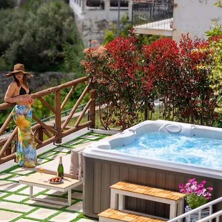 Holiday home Teresea- Just Steps From The *